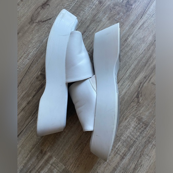 Call It Spring Platform Sandals Size 10 - Picture 3 of 4